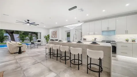 2050 Euclid Terrace Sarasota FL 34239
