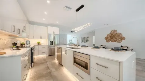 2050 Euclid Terrace Sarasota FL 34239