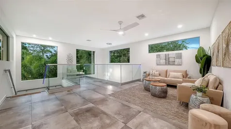 2050 Euclid Terrace Sarasota FL 34239