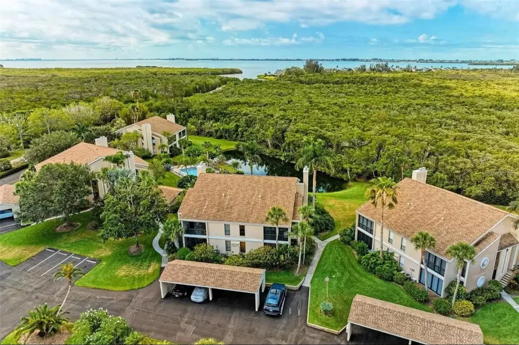 8626 54th Avenue W Bradenton FL 34210