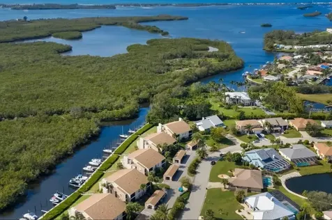 8626 54th Avenue W Bradenton FL 34210