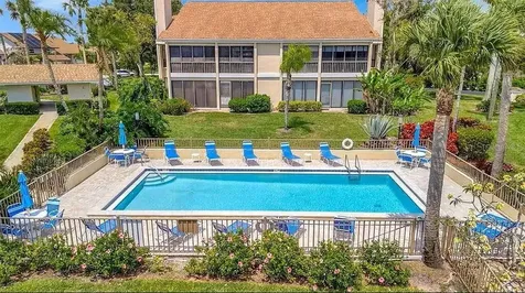 8626 54th Avenue W Bradenton FL 34210