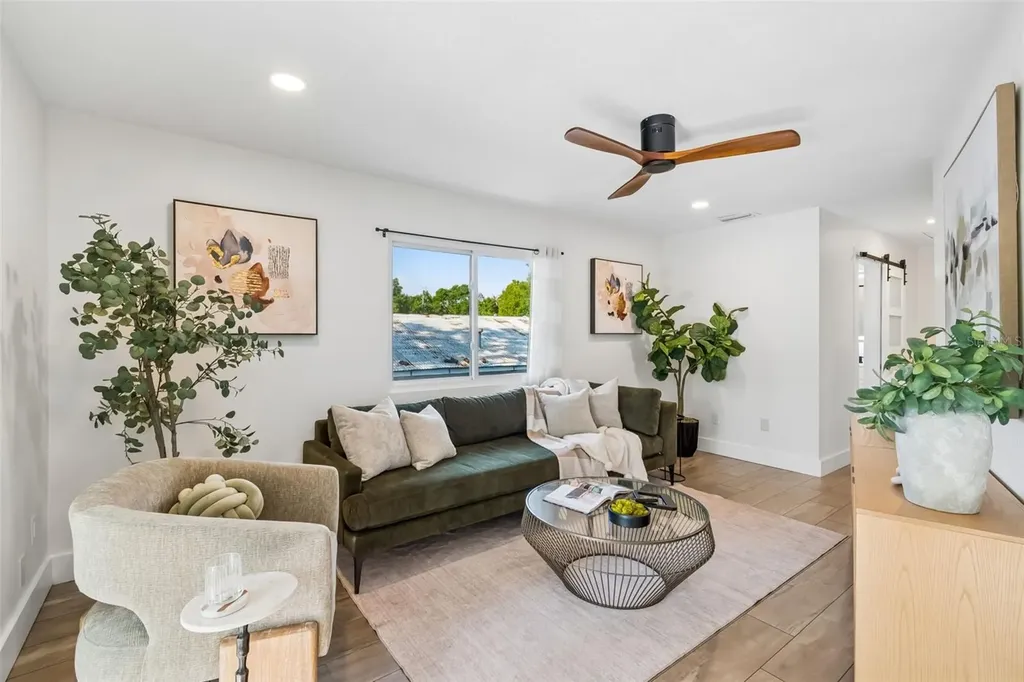 7418 Seagull Way Tampa FL 33635