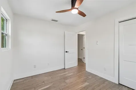 7418 Seagull Way Tampa FL 33635