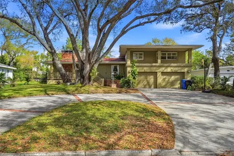 1239 43rd Avenue N St Petersburg FL 33703