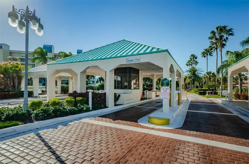 7979 Sailboat Key Boulevard S South Pasadena FL 33707