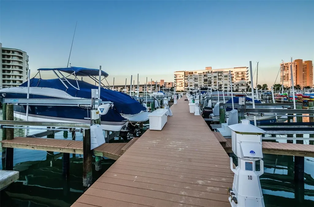 7979 Sailboat Key Boulevard S South Pasadena FL 33707