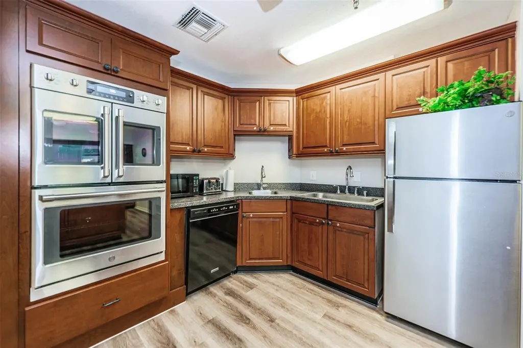 7979 Sailboat Key Boulevard S South Pasadena FL 33707