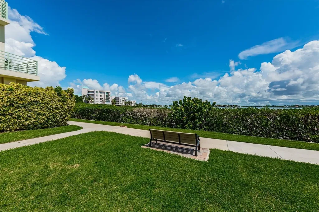 7979 Sailboat Key Boulevard S South Pasadena FL 33707