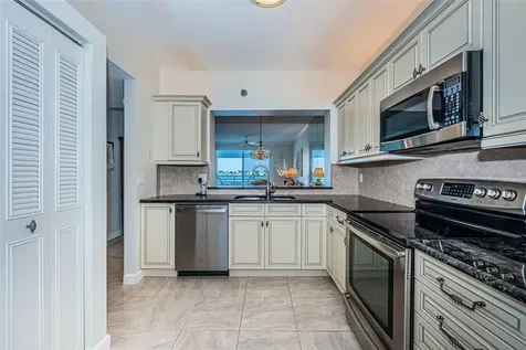 7979 Sailboat Key Boulevard S South Pasadena FL 33707