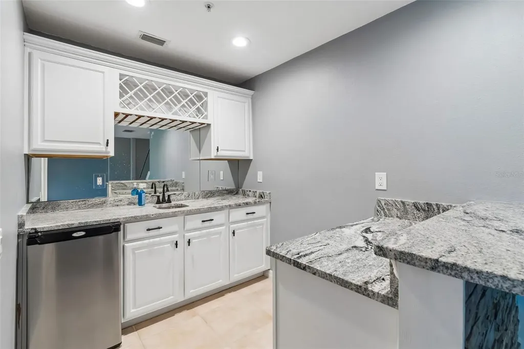 4326 Spinnaker Cove Lane Tampa FL 33615