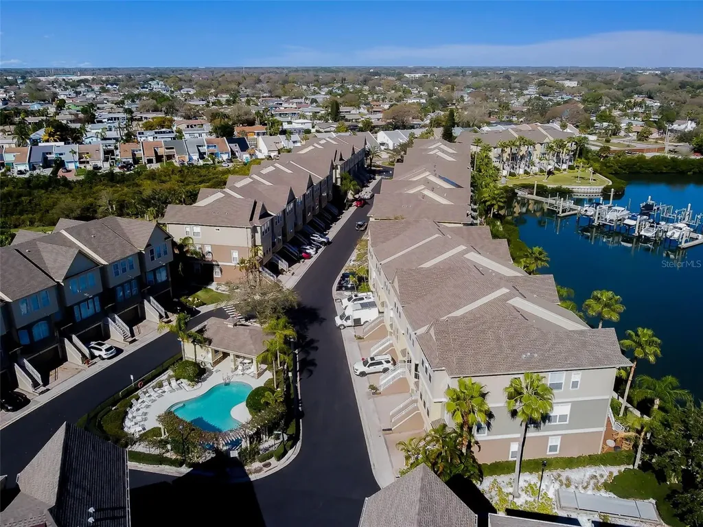 4326 Spinnaker Cove Lane Tampa FL 33615