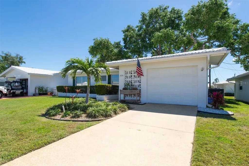 4526 101st Avenue N Pinellas Park FL 33782