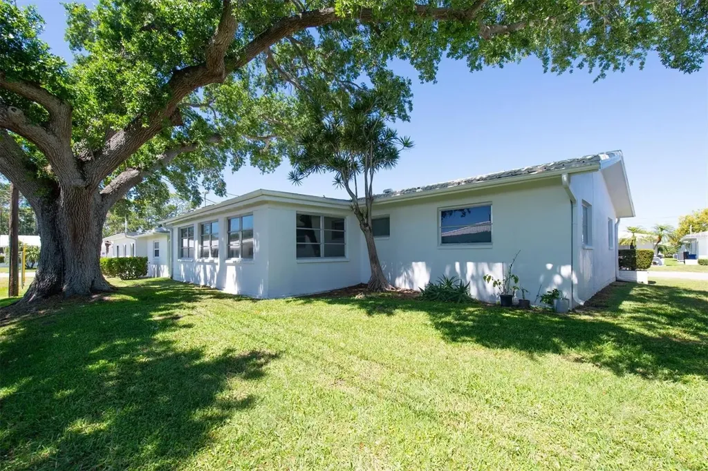 4526 101st Avenue N Pinellas Park FL 33782