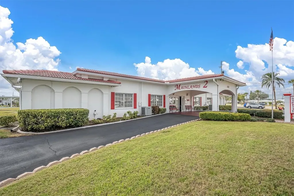 4526 101st Avenue N Pinellas Park FL 33782