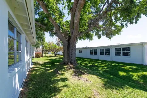 4526 101st Avenue N Pinellas Park FL 33782