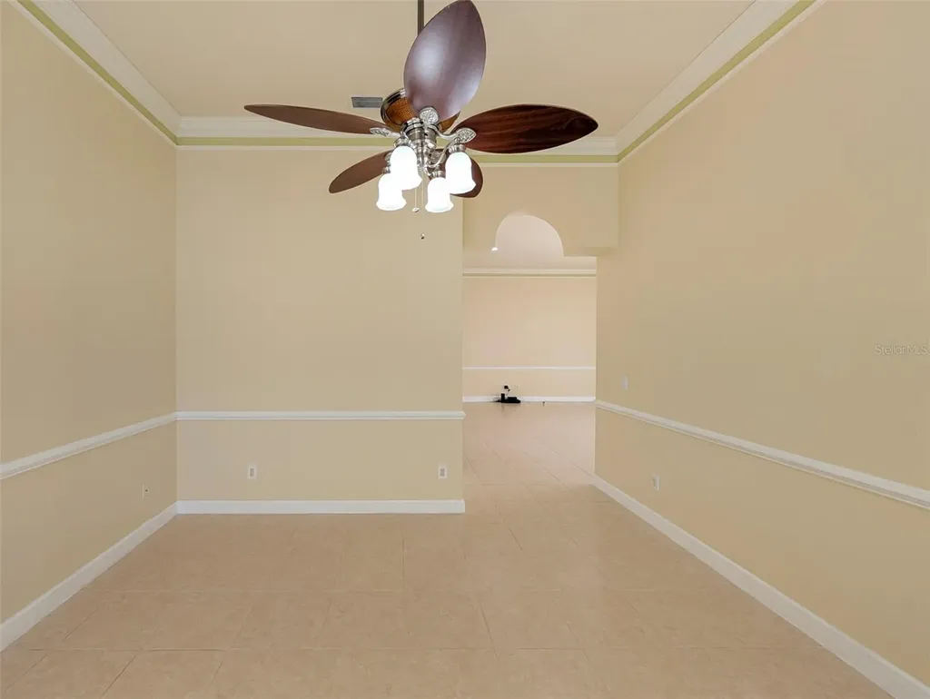 6507 37th Street E Sarasota FL 34243