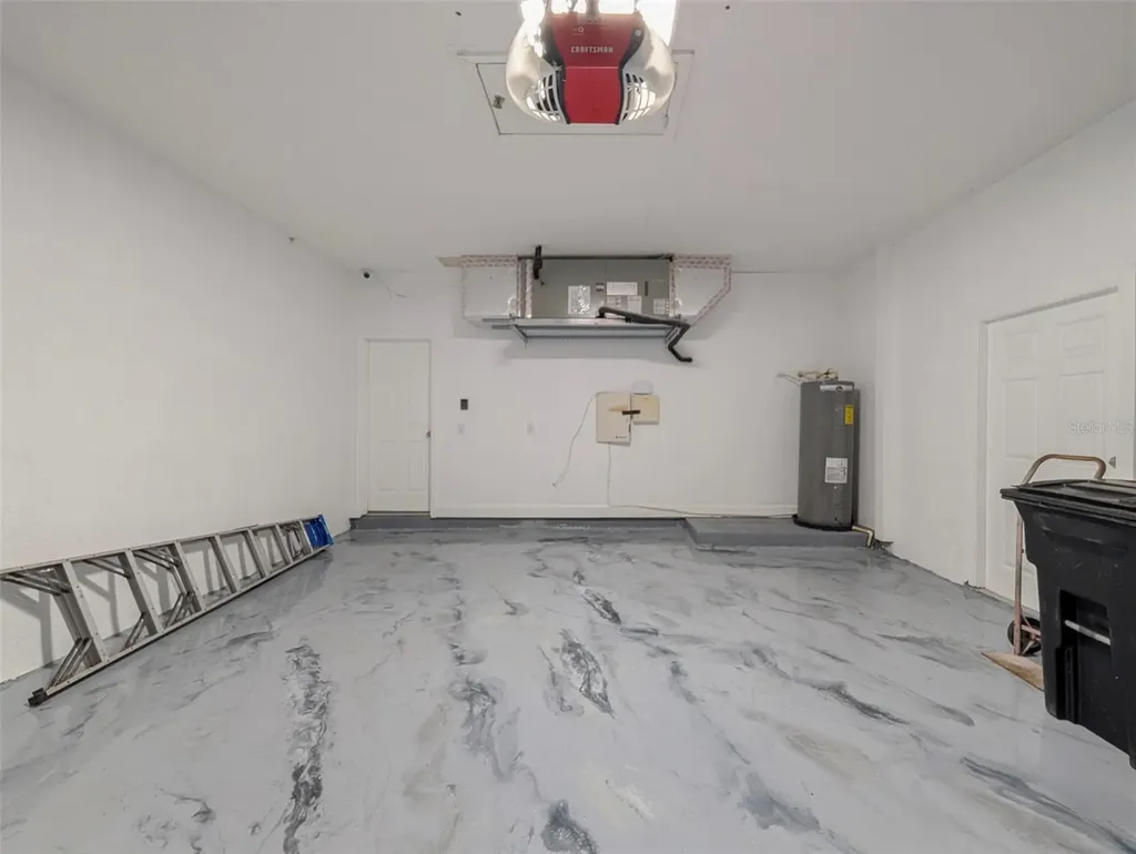 6507 37th Street E Sarasota FL 34243