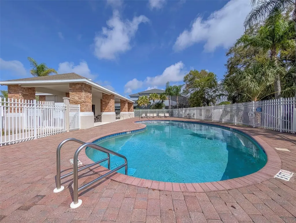 6507 37th Street E Sarasota FL 34243