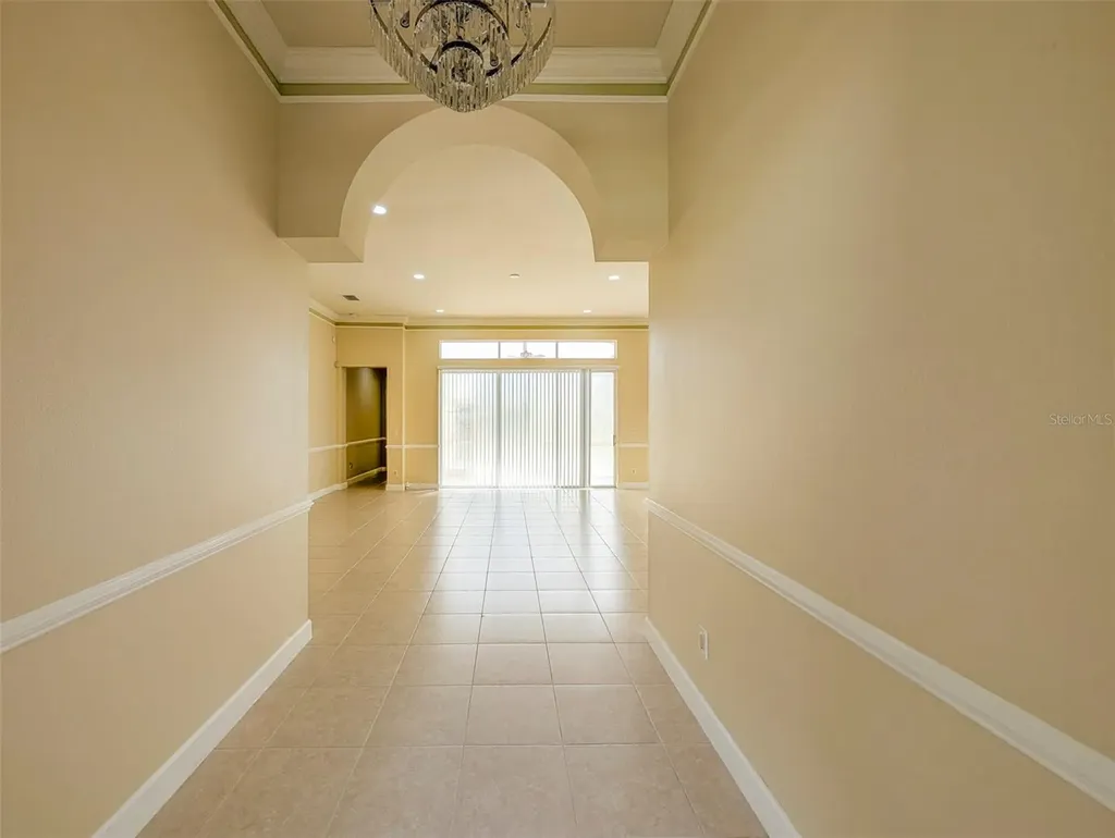 6507 37th Street E Sarasota FL 34243
