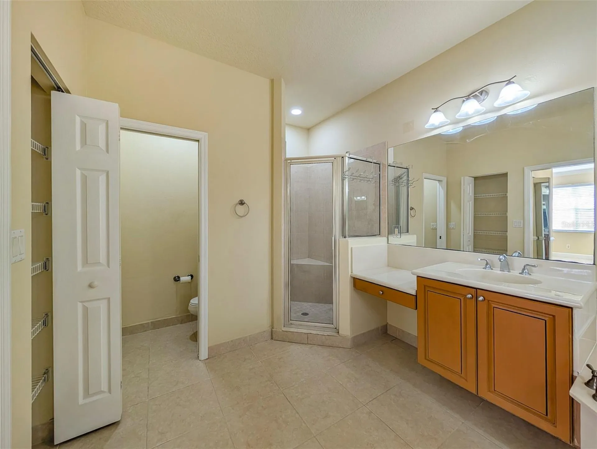 6507 37th Street E Sarasota FL 34243