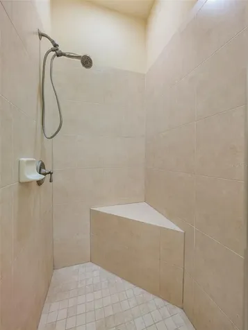 6507 37th Street E Sarasota FL 34243