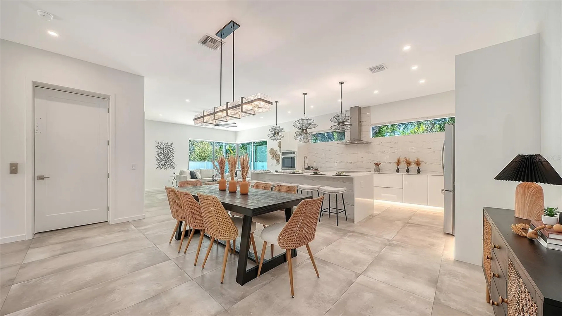 2010 Hyde Park Circle Sarasota FL 34239