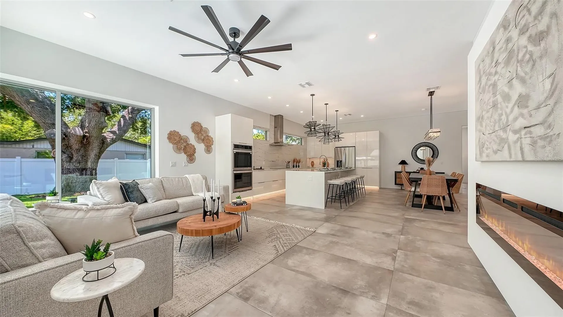 2010 Hyde Park Circle Sarasota FL 34239
