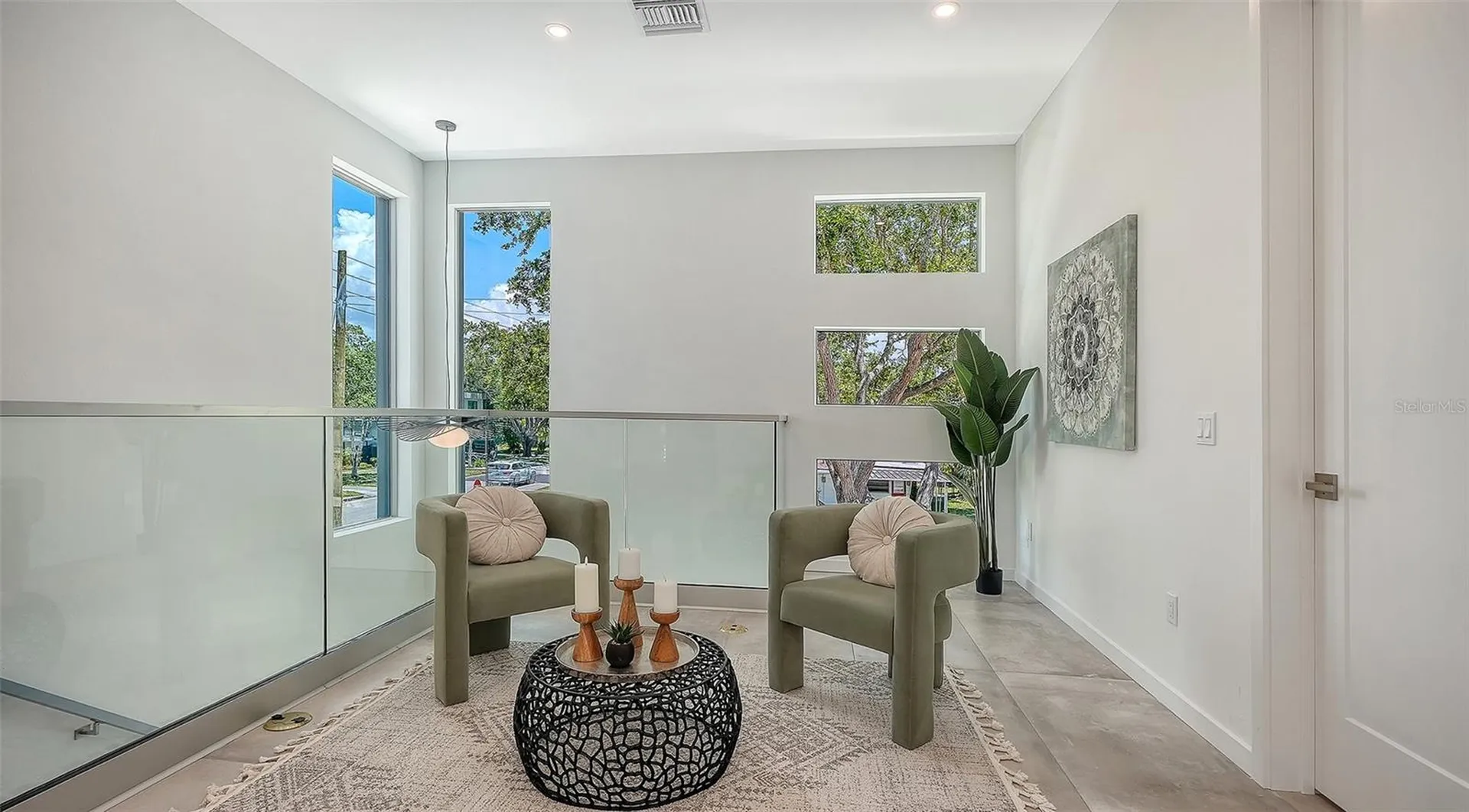 2010 Hyde Park Circle Sarasota FL 34239