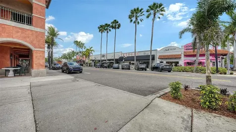 2010 Hyde Park Circle Sarasota FL 34239
