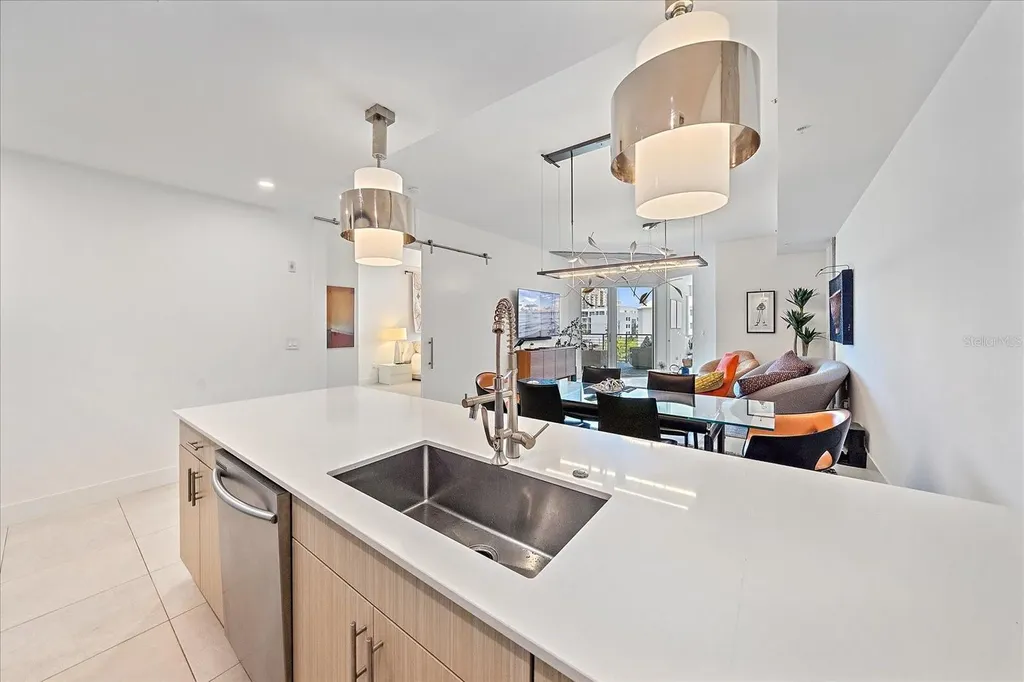 332 Cocoanut Avenue Sarasota FL 34236