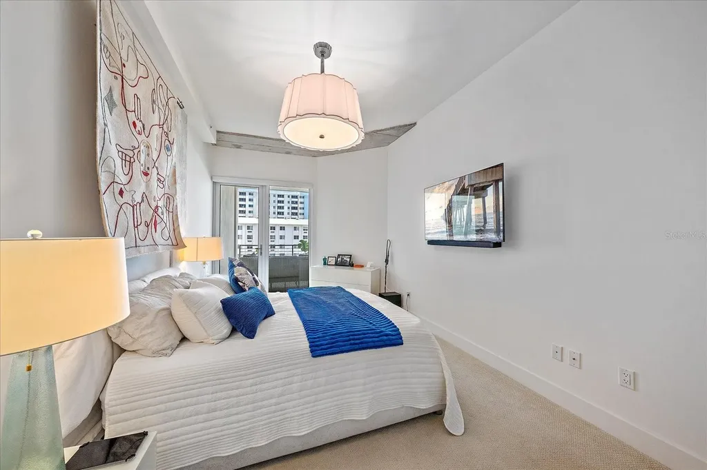 332 Cocoanut Avenue Sarasota FL 34236