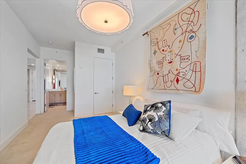 332 Cocoanut Avenue Sarasota FL 34236