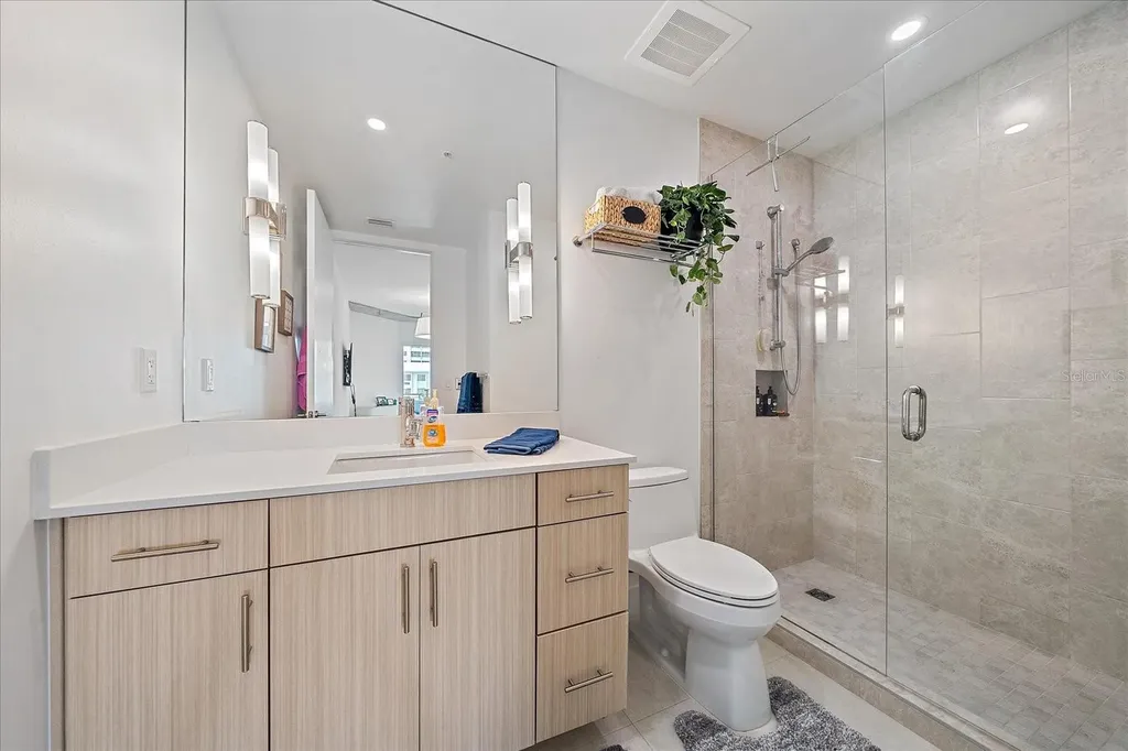 332 Cocoanut Avenue Sarasota FL 34236
