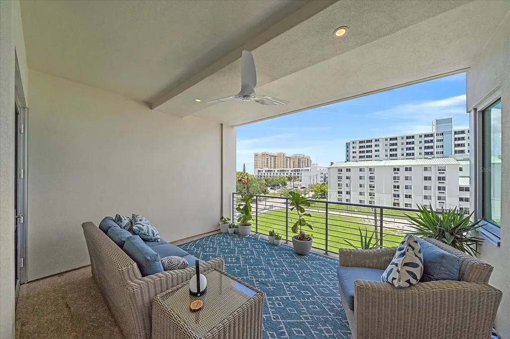332 Cocoanut Avenue Sarasota FL 34236