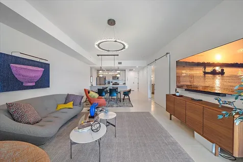 332 Cocoanut Avenue Sarasota FL 34236