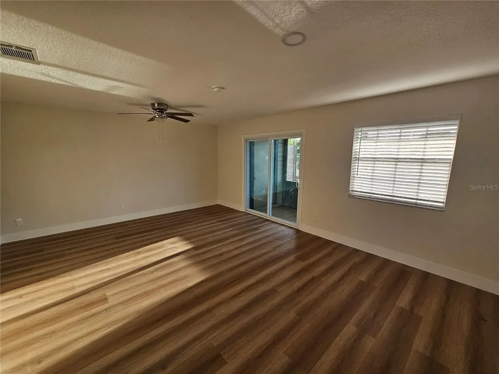 11730 Whitewing Court Orlando FL 32837