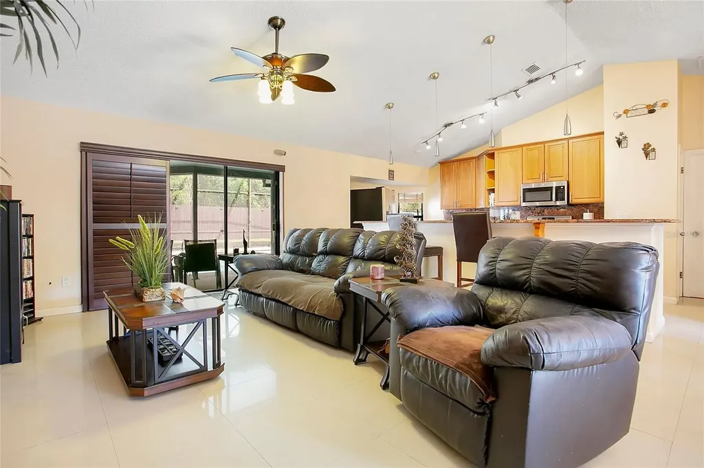 5293 Aeolus Way Orlando FL 32808