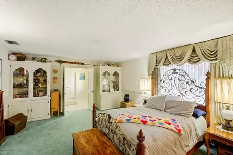 3903 Edison Avenue Bowling Green FL 33834