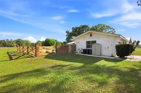 3903 Edison Avenue Bowling Green FL 33834