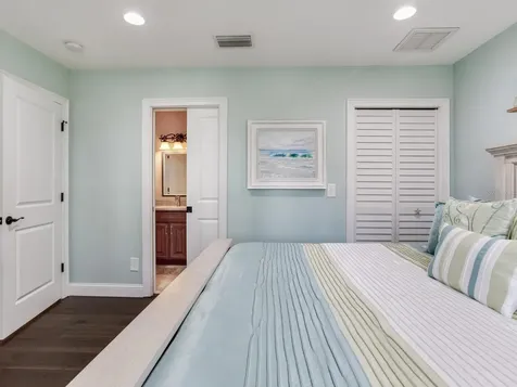 31 N Pine Circle Belleair FL 33756