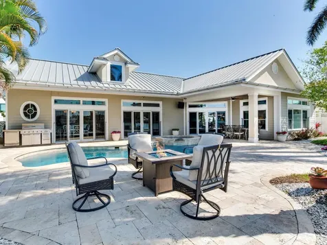31 N Pine Circle Belleair FL 33756