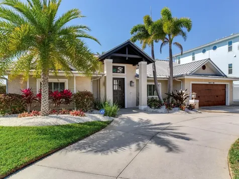 31 N Pine Circle Belleair FL 33756