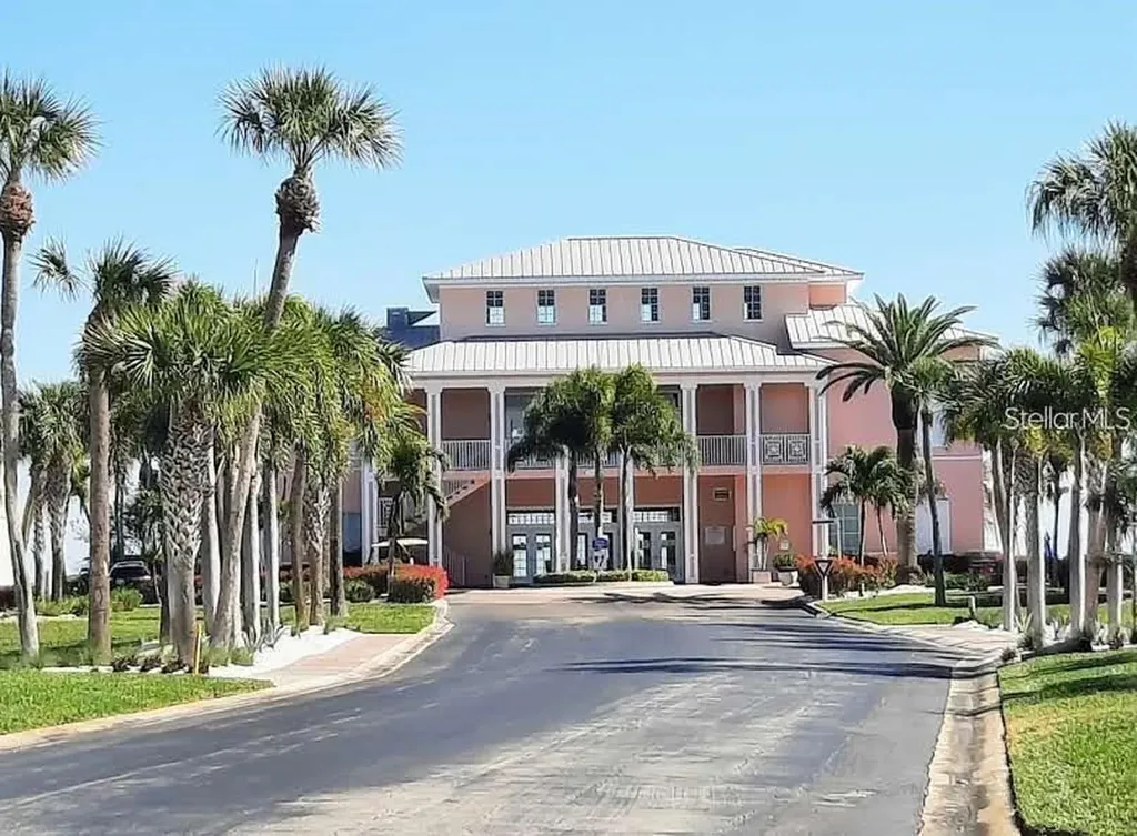 169 Pompano Drive SE St Petersburg FL 33705