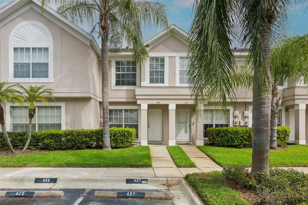 425 Kensington Lake Circle Brandon FL 33511