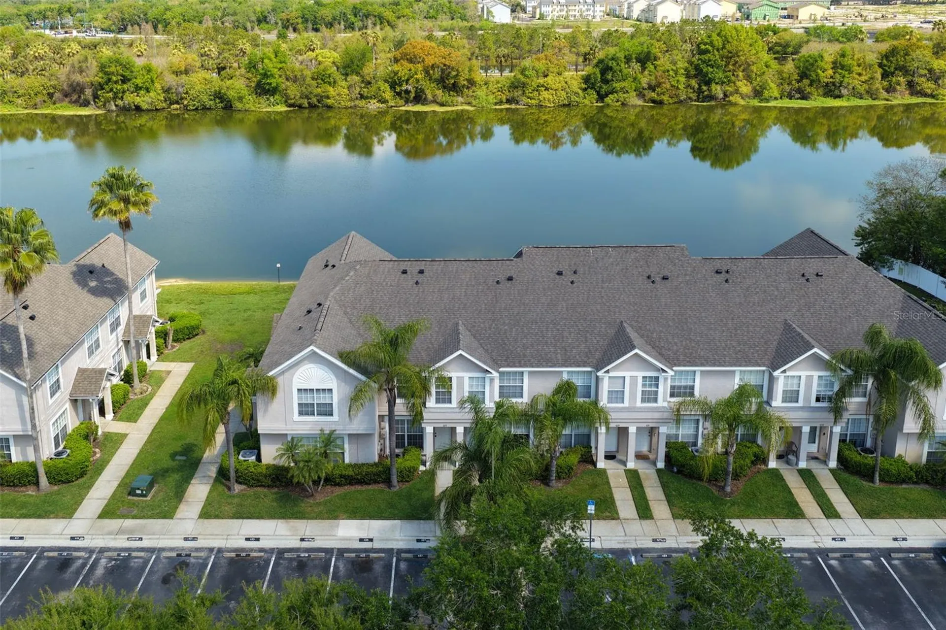 425 Kensington Lake Circle Brandon FL 33511