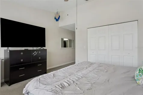425 Kensington Lake Circle Brandon FL 33511