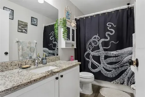 425 Kensington Lake Circle Brandon FL 33511