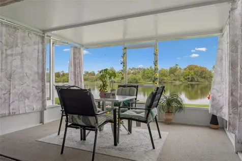 425 Kensington Lake Circle Brandon FL 33511