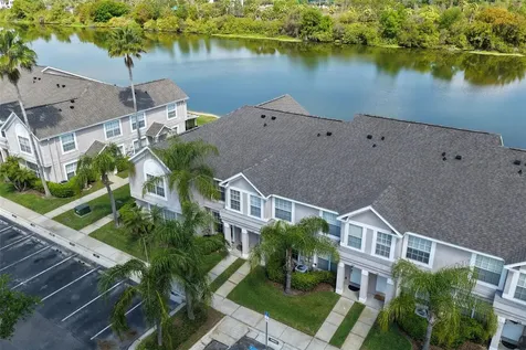 425 Kensington Lake Circle Brandon FL 33511